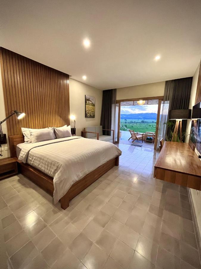 Boutique Villa Jogja Senang 요그야카르타 외부 사진