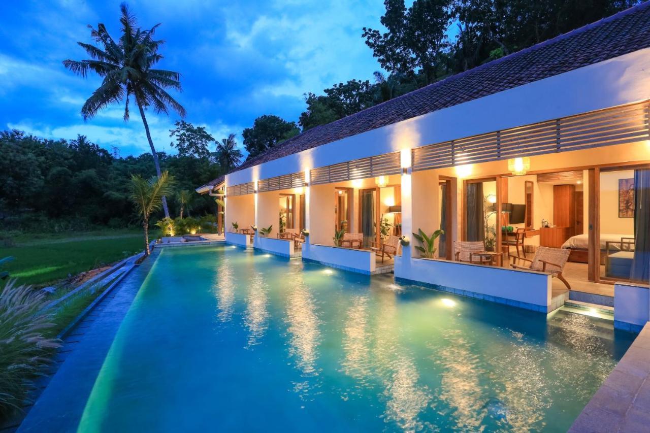 Boutique Villa Jogja Senang 요그야카르타 외부 사진